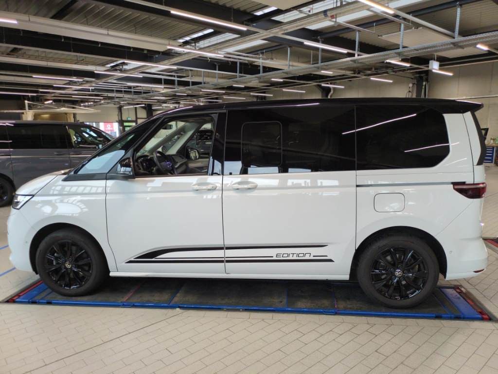 Image of Volkswagen T7 Multivan