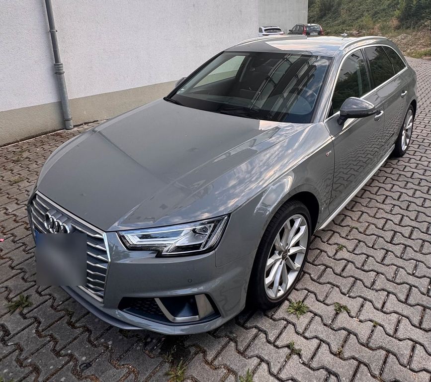 Image of Audi A4