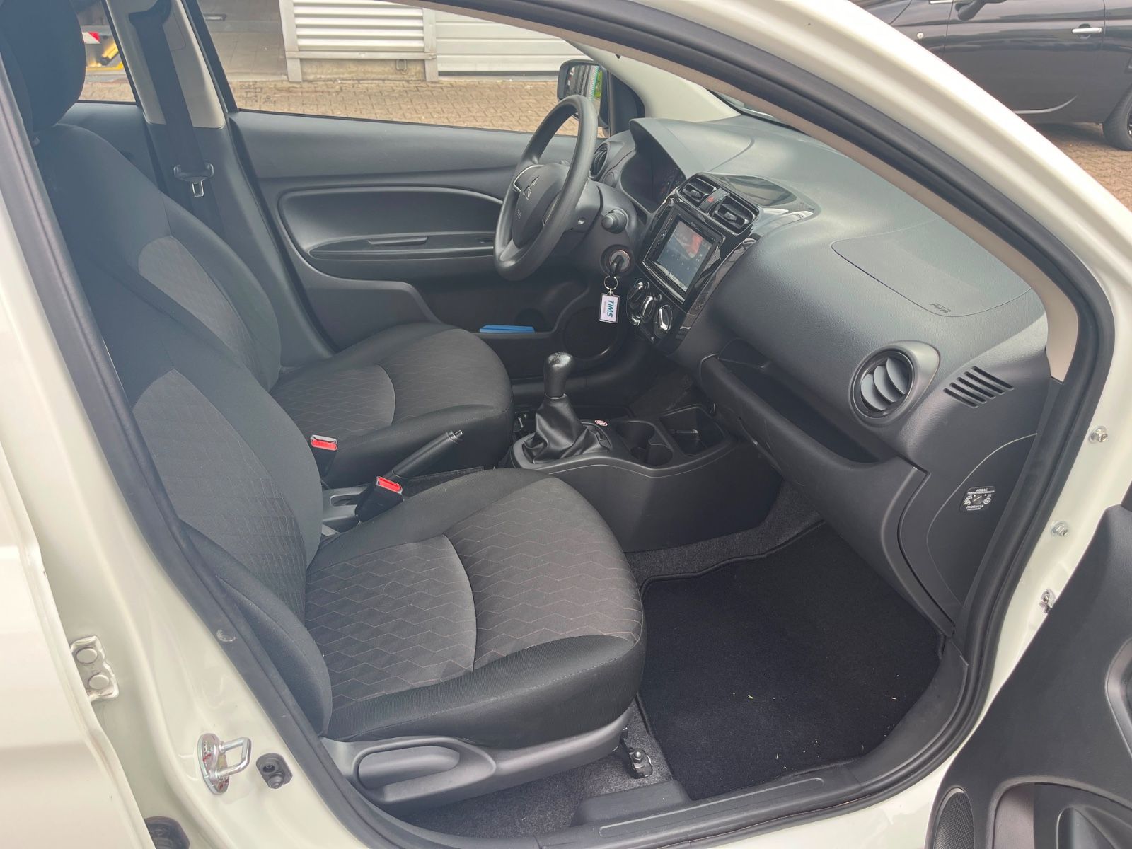 Fahrzeugabbildung Mitsubishi Space Star Select