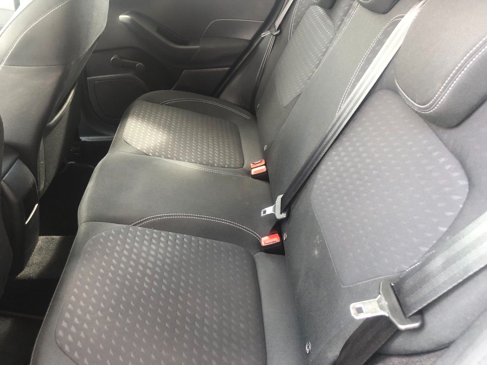 Fahrzeugabbildung Ford Fiesta Titanium