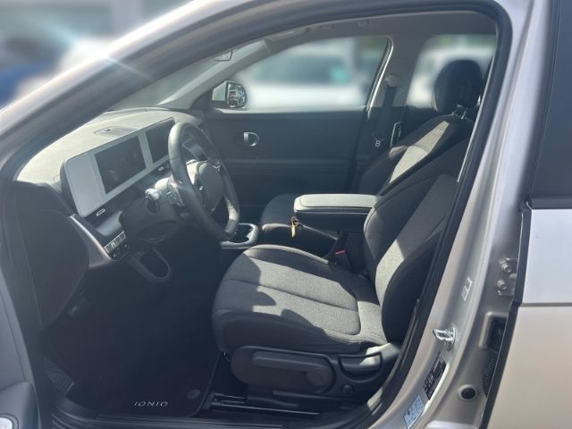 Fahrzeugabbildung Hyundai IONIQ 5 Basis Elektro Effizienz-Paket Navi Digit