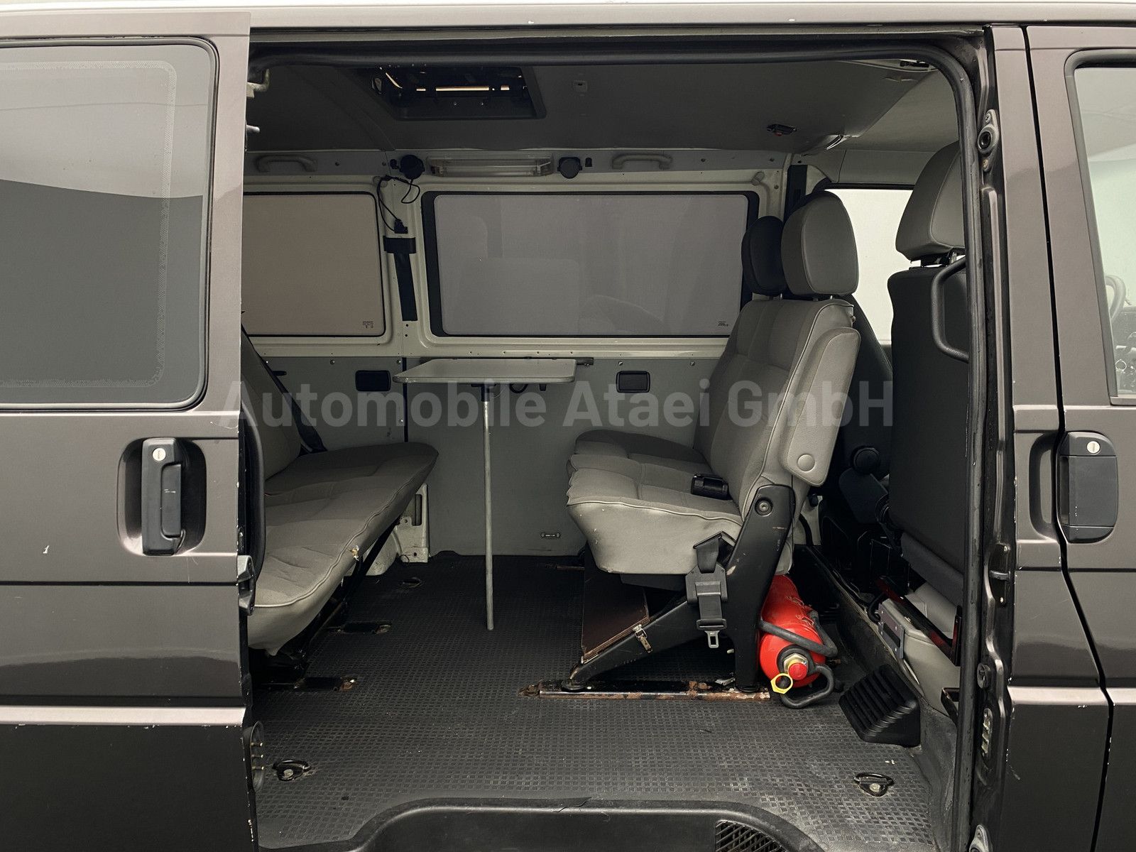Fahrzeugabbildung Volkswagen T4 Kombi TDI Automatik Behörde 7-SITZE 6880