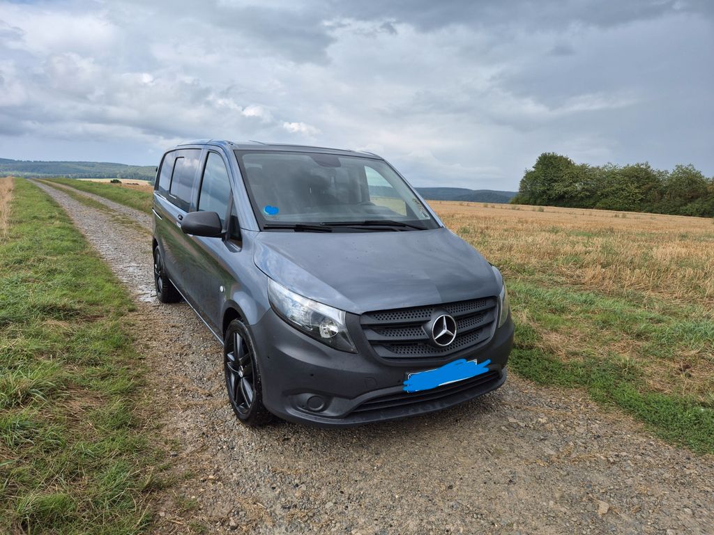 Image of Mercedes-Benz Vito