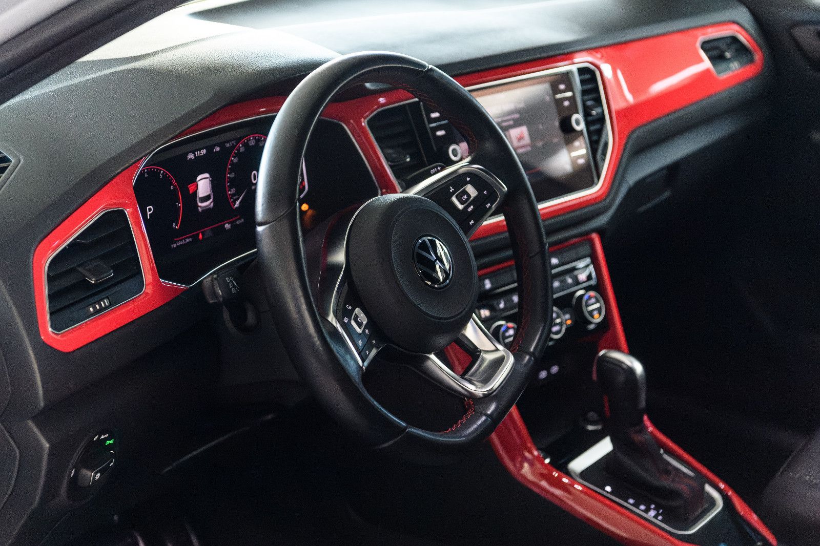 Fahrzeugabbildung Volkswagen T-Roc Sport 1.5 TSI DSG "beats" LED +STANDHZ.