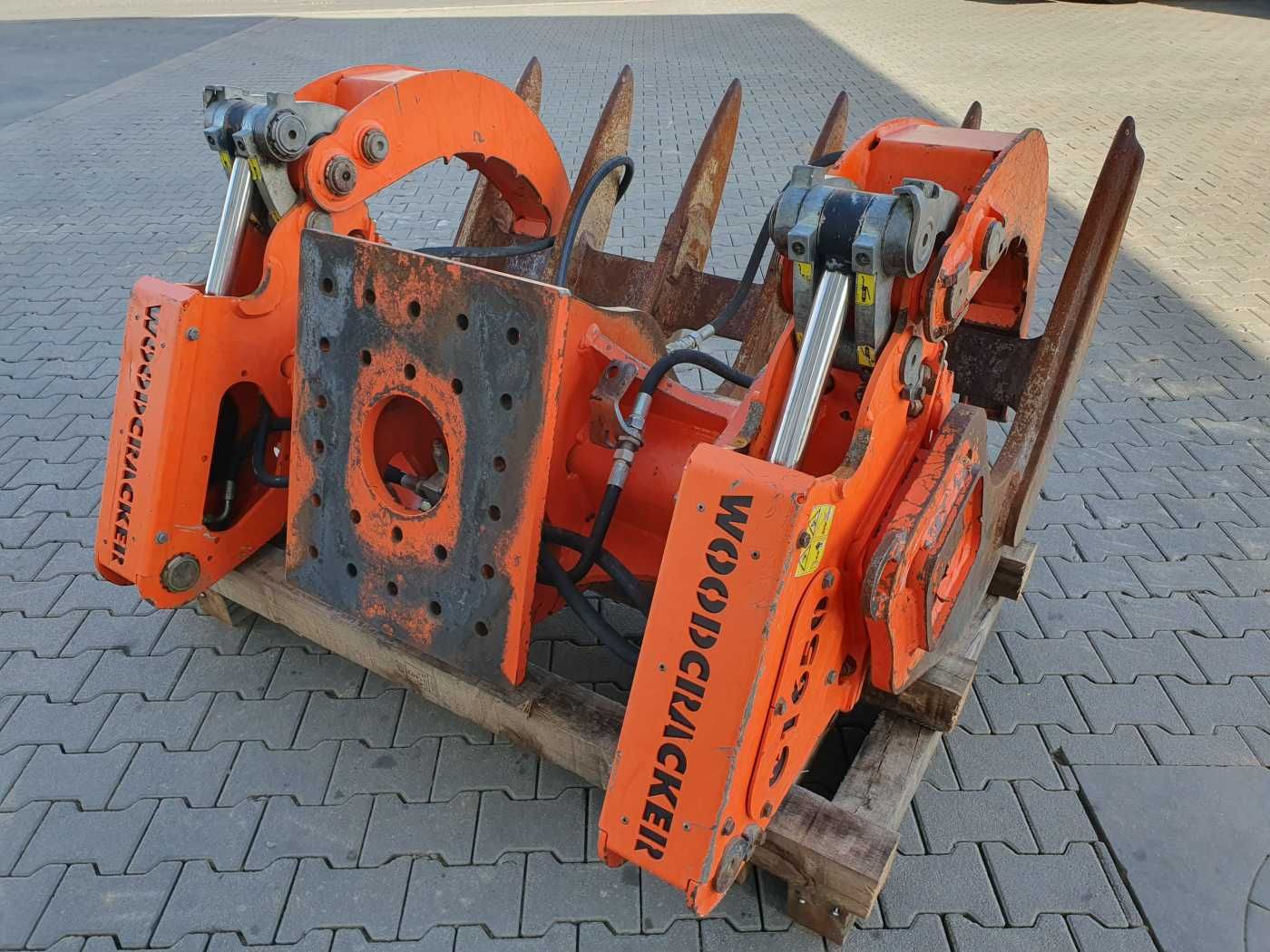 Fahrzeugabbildung Andere Westtech G1650 Roderechen / Greifarme / 2017