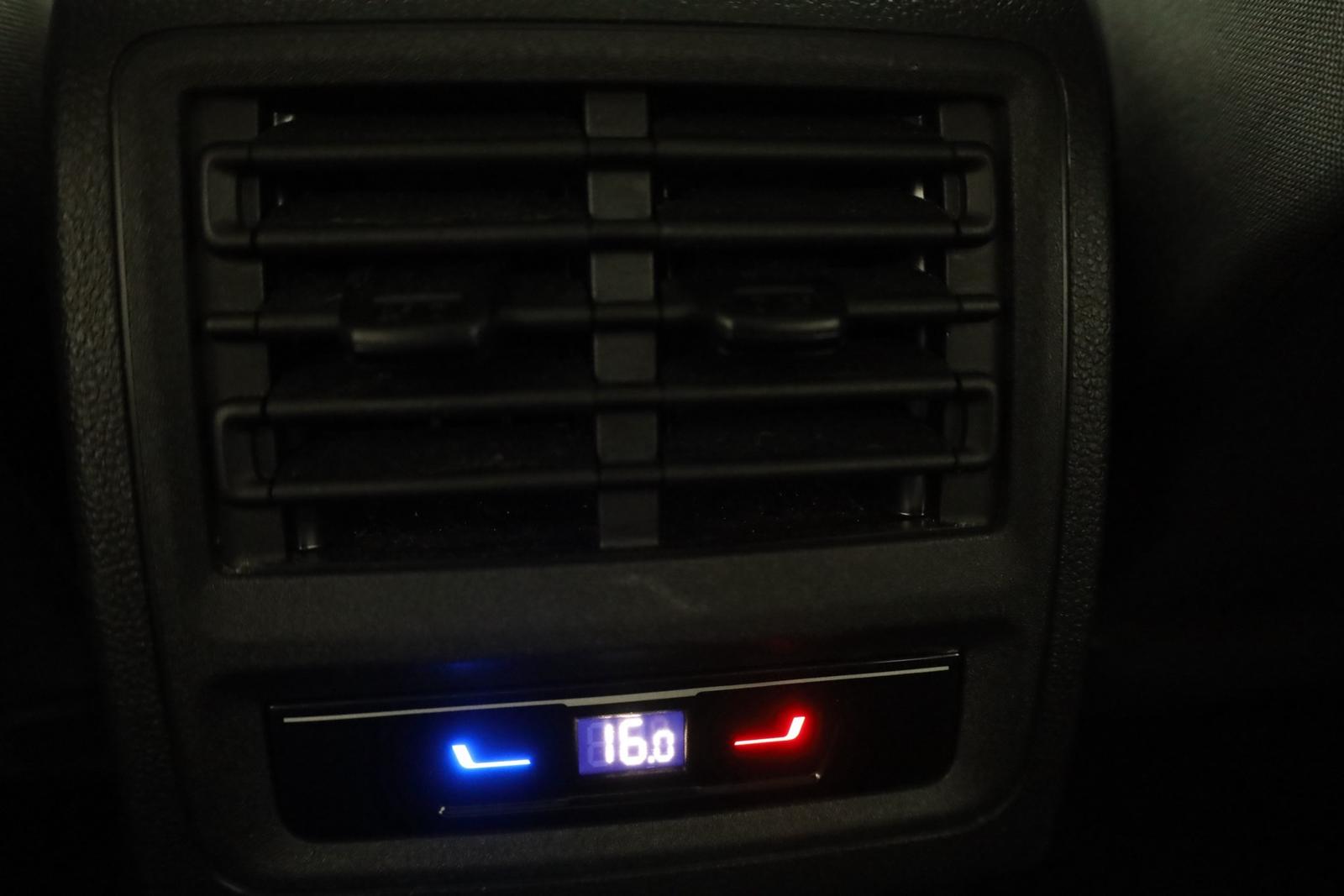 Volkswagen Golf VIII Variant 1.5 eTSI DSG Life LED Navi AHK, миниатюра 28