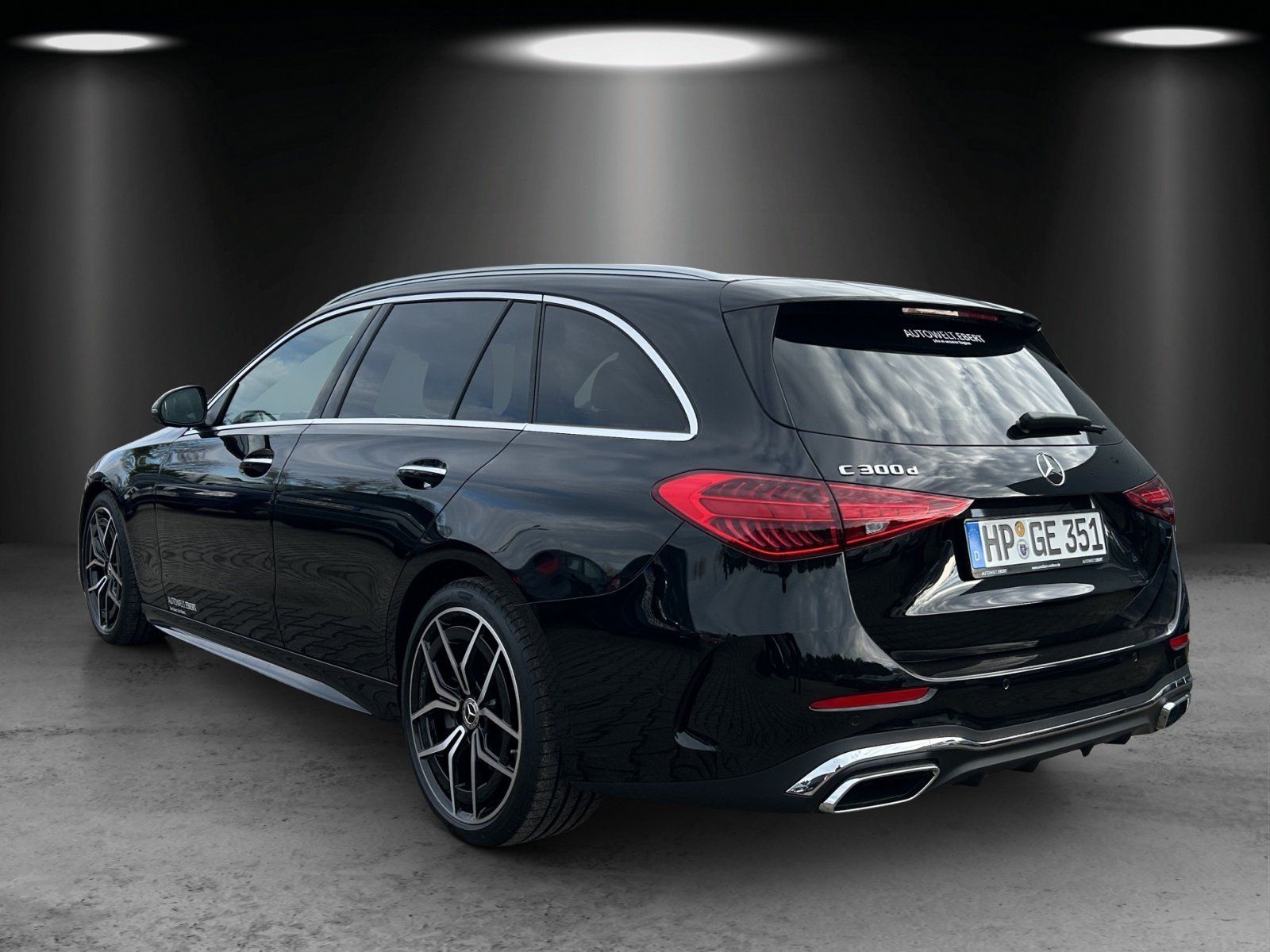 Fahrzeugabbildung Mercedes-Benz C 300 d T AMG Pano DISTRO AHK DigiLight 19"