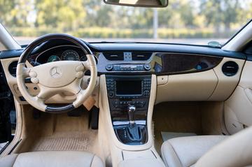 صورة 10 لـ 2004 Mercedes-BENZ CLS