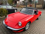Alfa Romeo Alfa Spider 2000 S3 - Alfa Romeo Spider mit Benzin-Antrieb: Cabrio, 3.2
