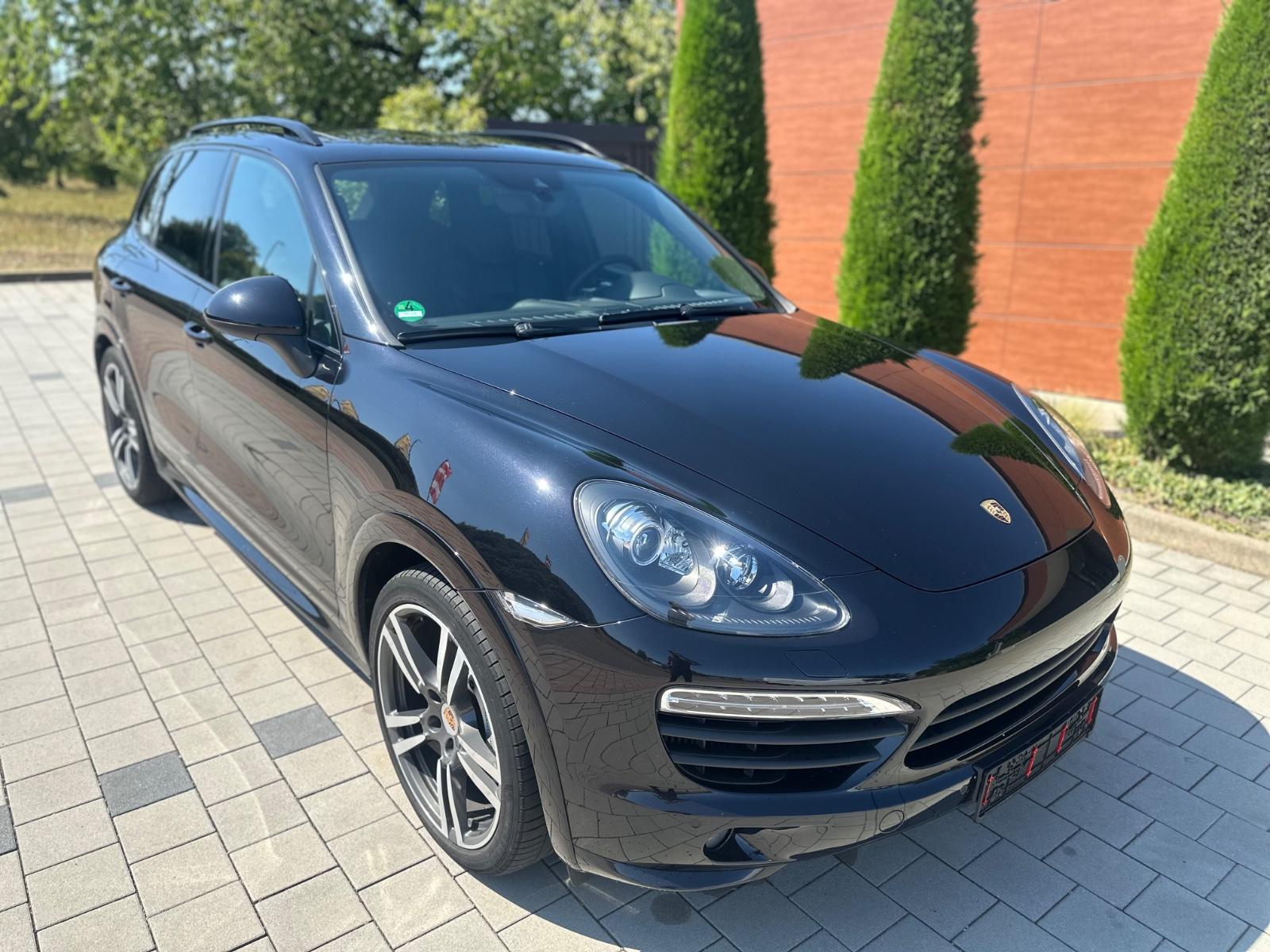 Porsche Cayenne S Diesel Kamera / Pano / Bose / Luft /