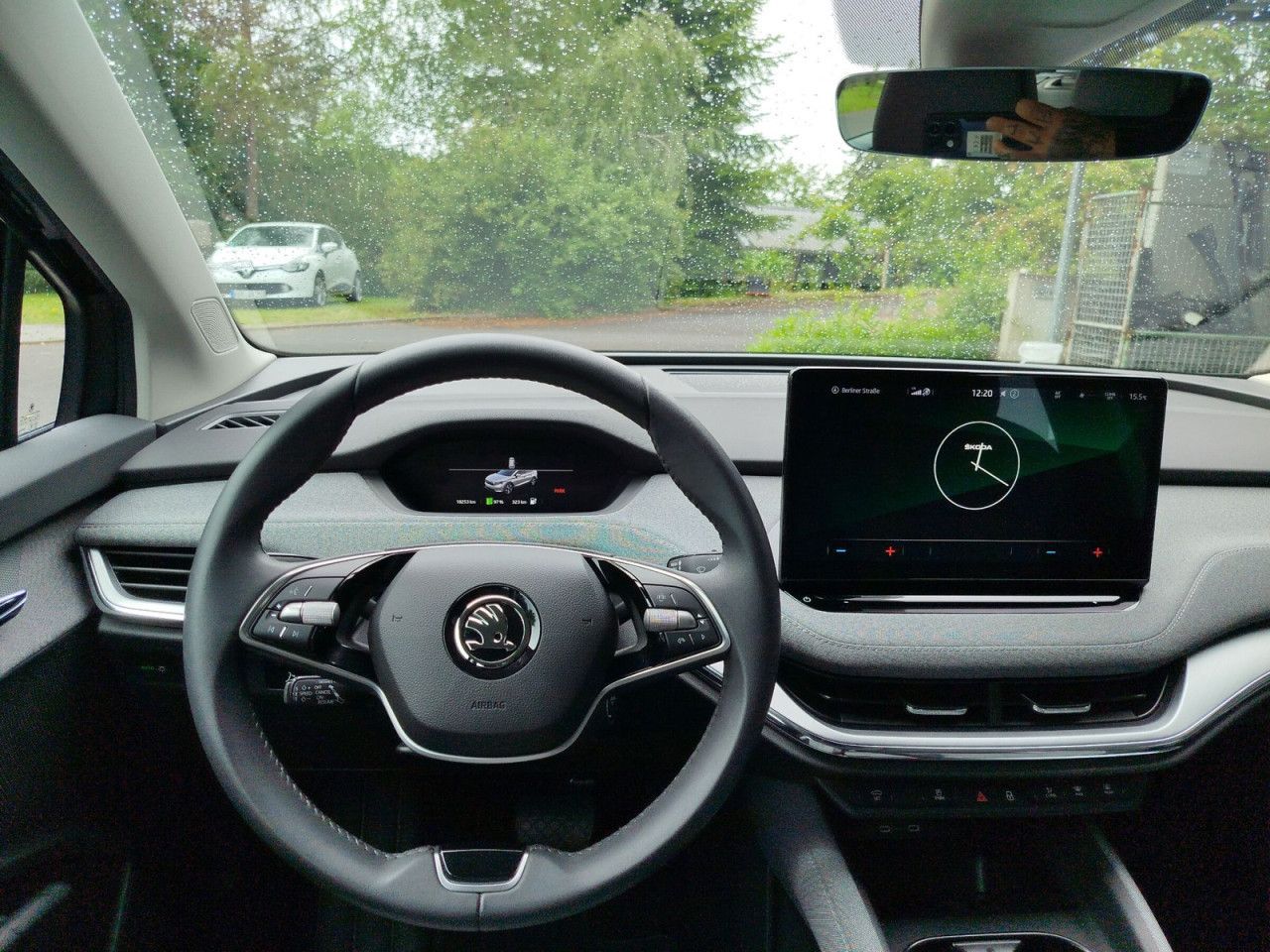 Fahrzeugabbildung SKODA Enyaq 60 132/62 E1H, AHK