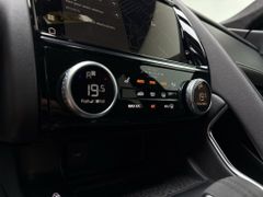 JAGUAR E-Pace 2.0 R-Dynamic SE AWD Werksgarantie