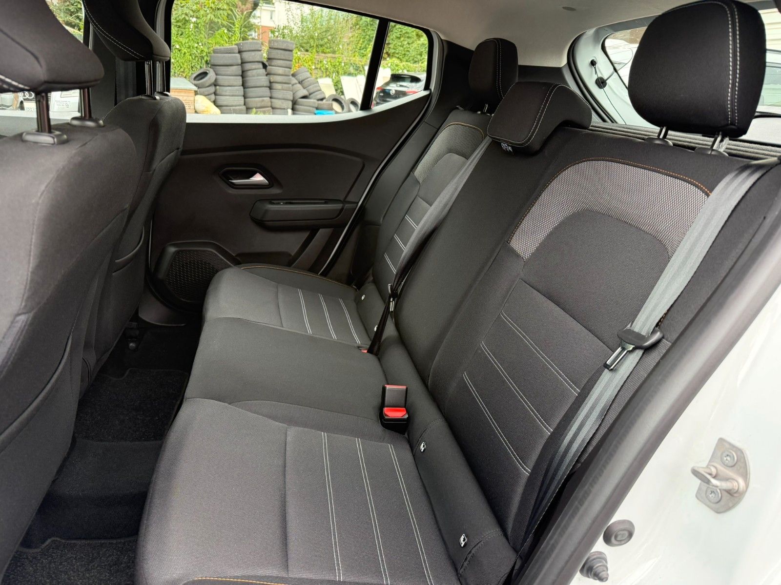 Fahrzeugabbildung Dacia Sandero III Stepway Comfort