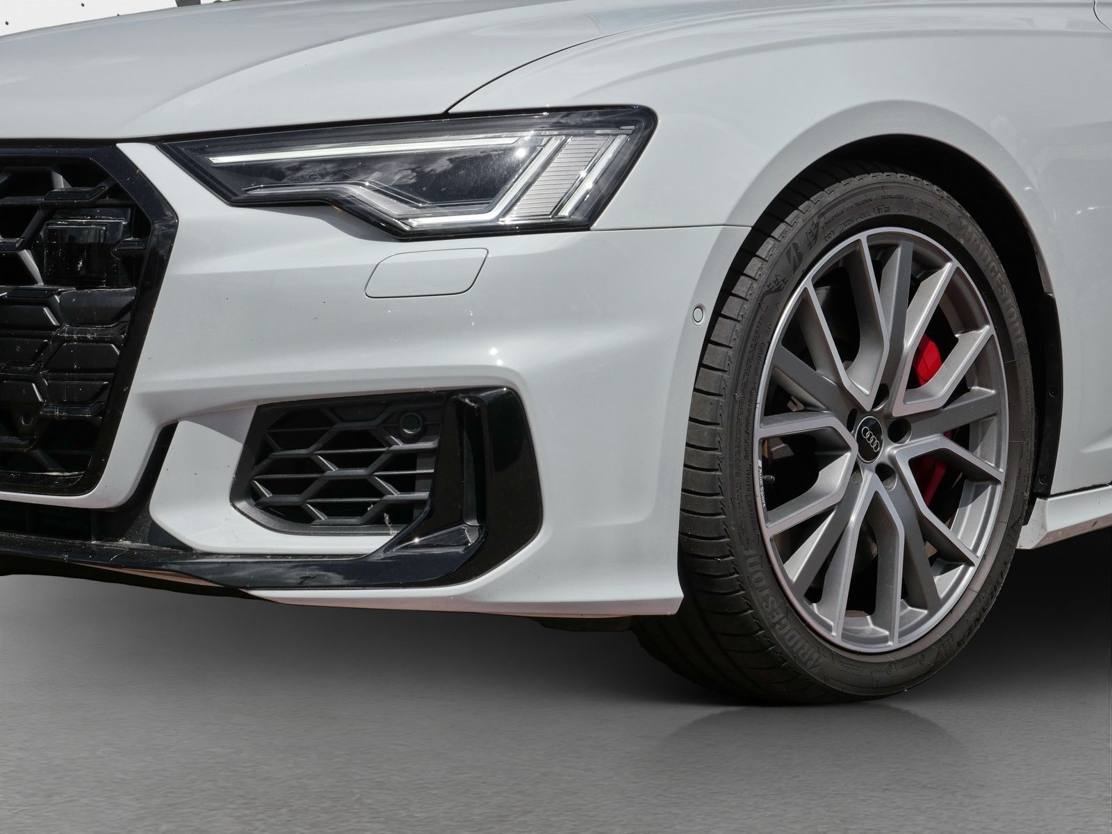 Audi S6 - Bild 13