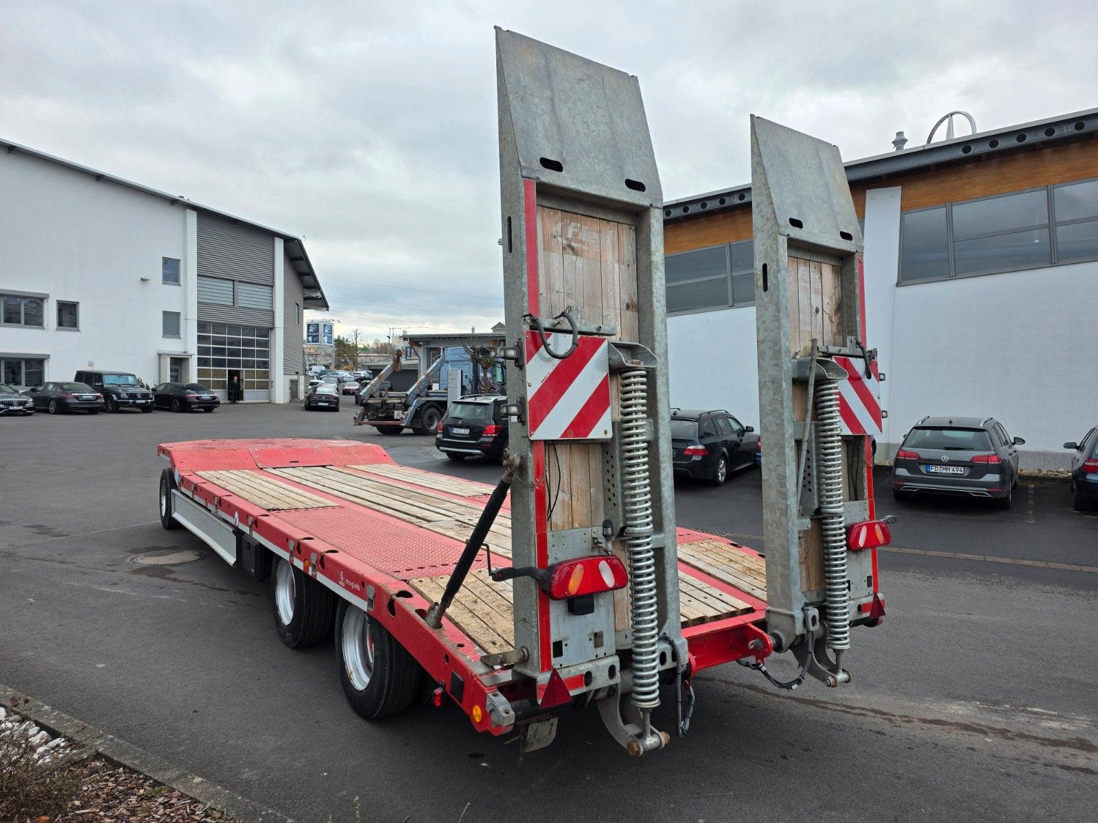Fahrzeugabbildung Fliegl DTS 300 Rampen BPW auf 3.000mm verbreiterbar