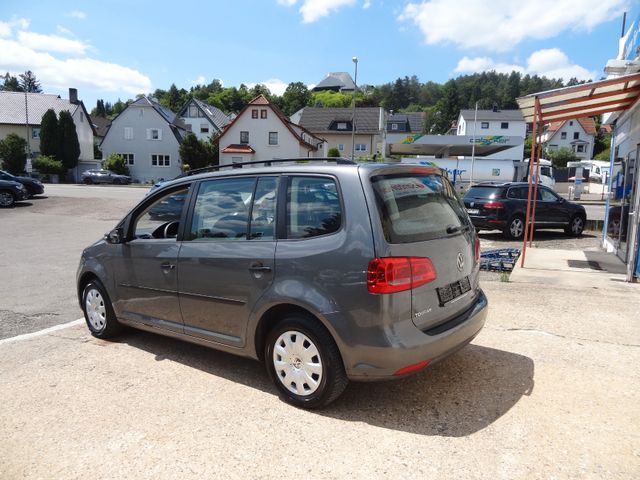 Fahrzeugabbildung Volkswagen Touran Trendline/2.Hd/PDC/Klima/Steuerkette NEU/