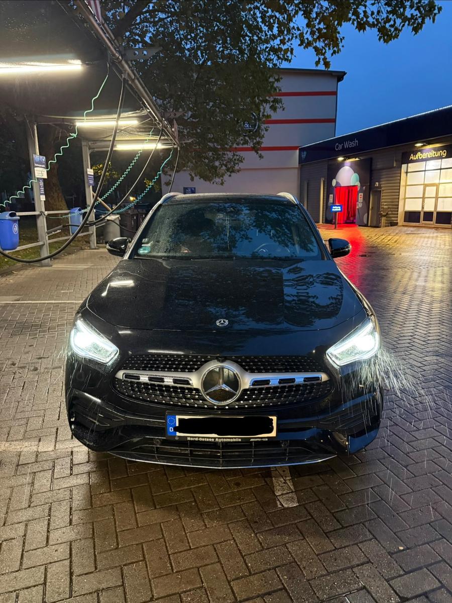 Mercedes-Benz GLA 4MATIC AMG Line, миниатюра 2