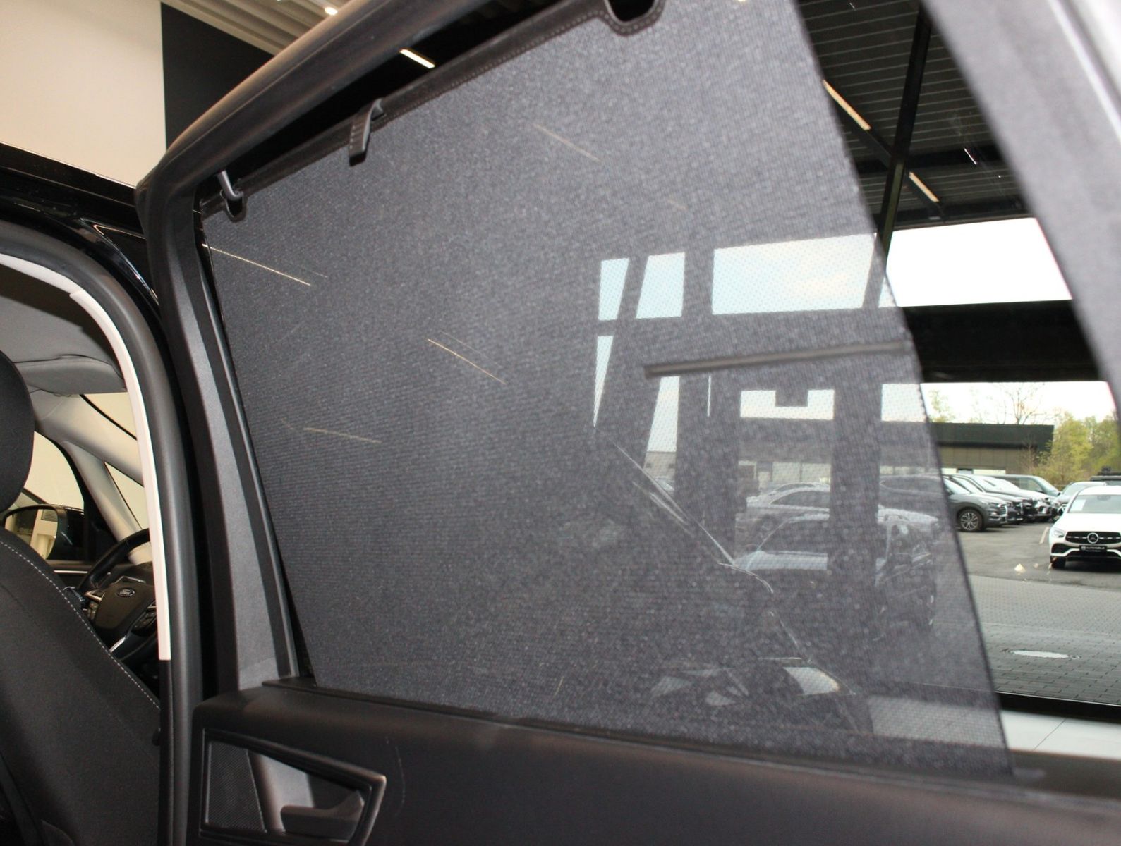 Fahrzeugabbildung Ford S-Max 2,0 EcoBlue *Tinanium
