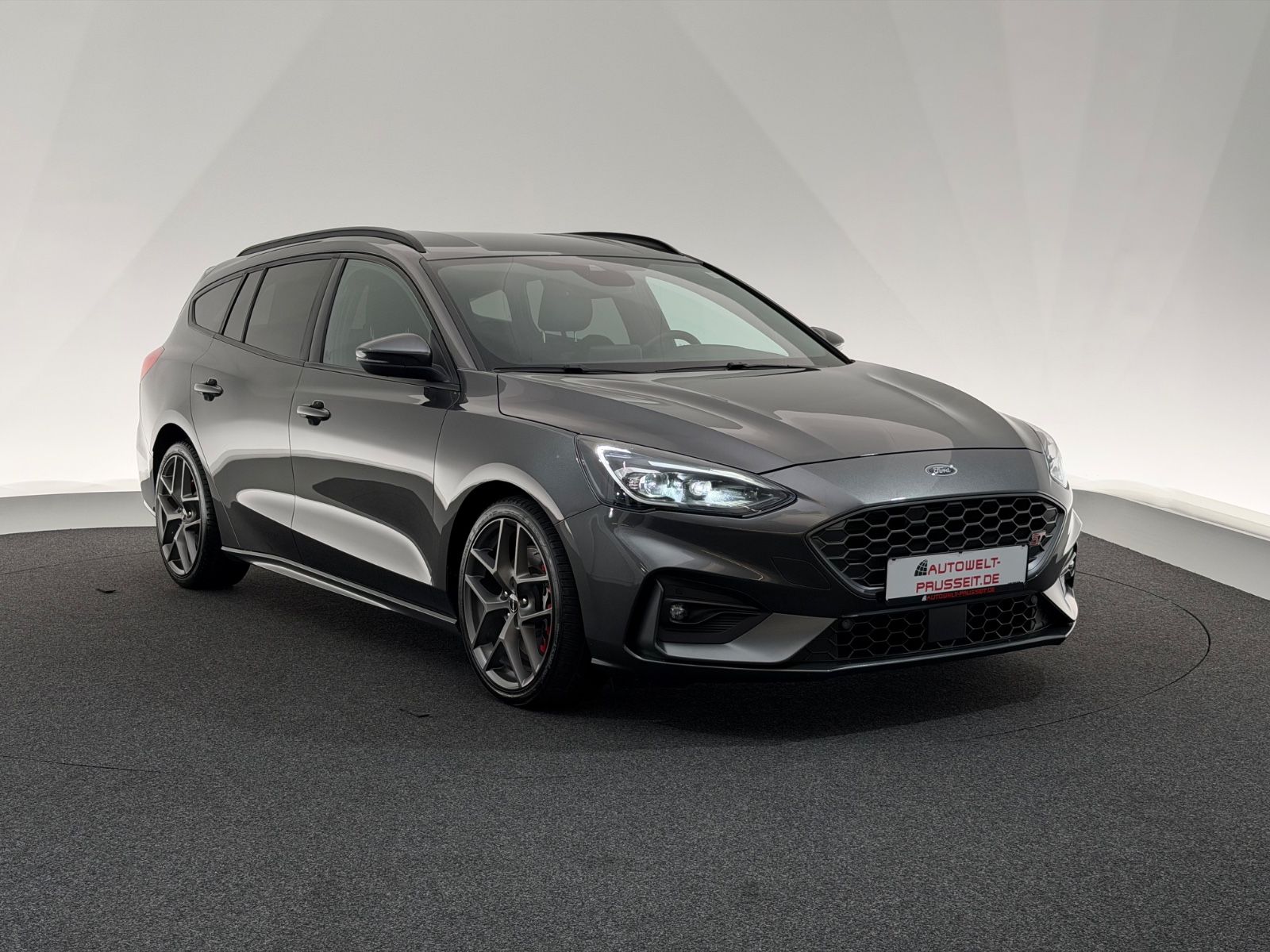 Gebrauchtwagen Ford Focus Focus Turnier 2.0*ST*PERFORMANCE-LED-R.KAM-ACC in Horb am Neckar