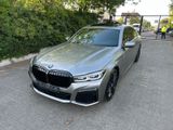 BMW 740Li/M-PAKET/20"/PANO/HUD/DIST/MASS/H&K/VOLL - BMW 740 aus 2022