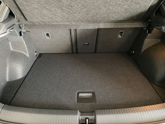 T-Roc R-Line 1.5 TSI DSG PANO+AHK+NAVI