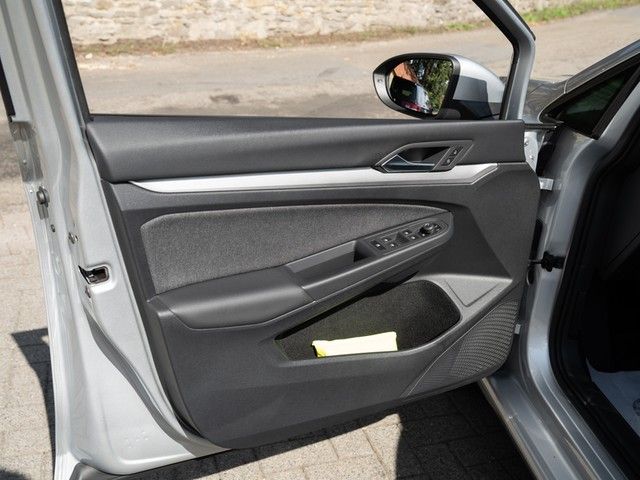 Golf VIII Variant Life TDI AHK ACC NAV Business