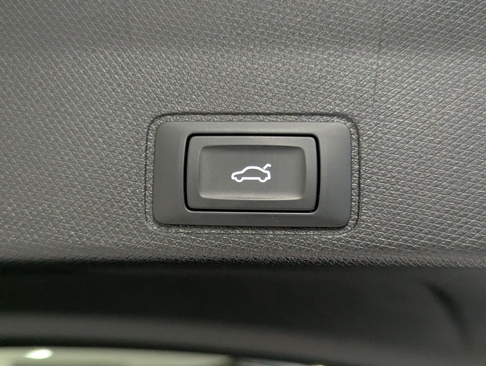 CUPRA Terramar 1.5 eTSI 110 kW - Image 18