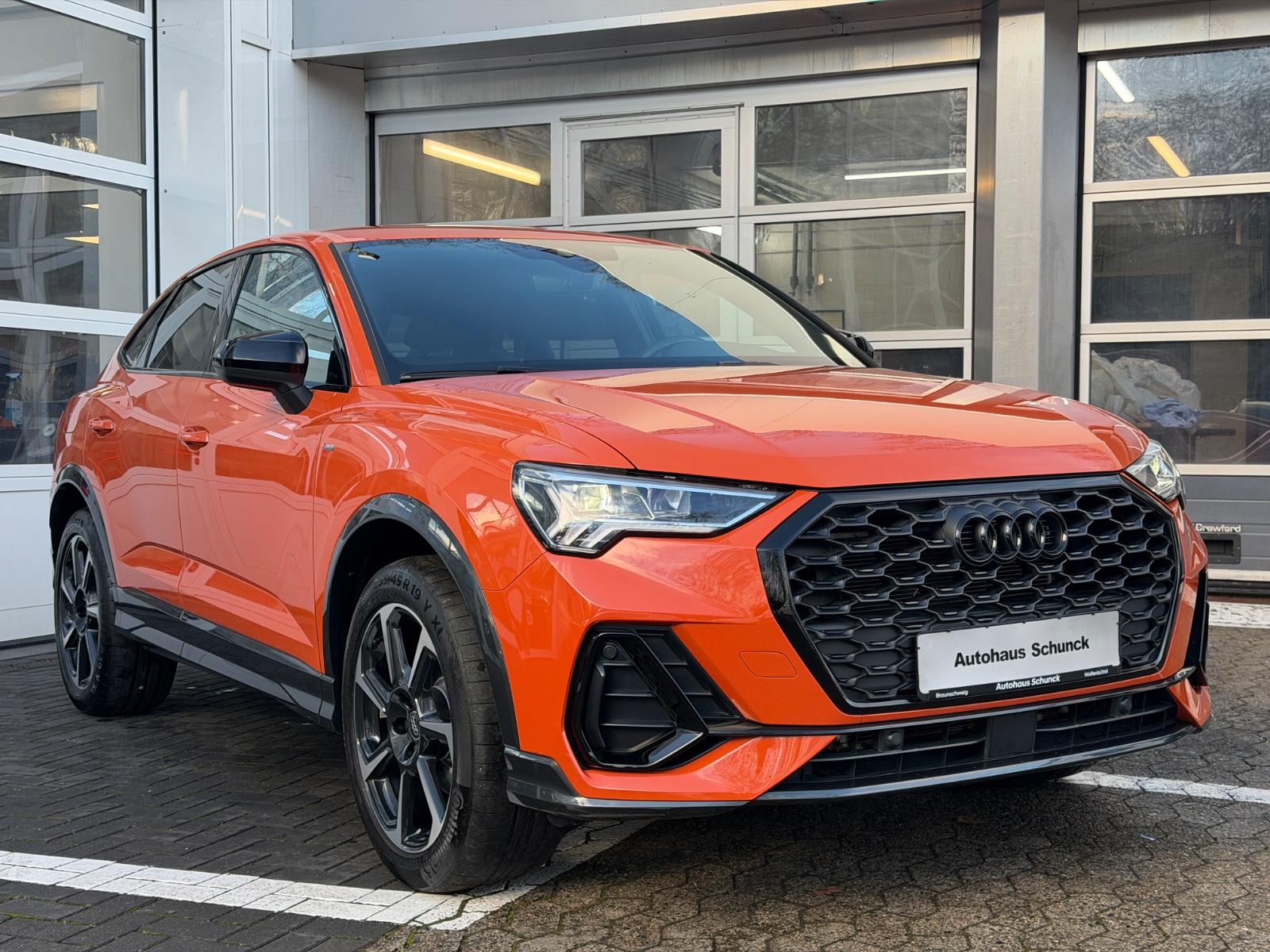 Audi Q3 SPORTBACK 2.0 TDI S LINE BLACK/MATRIX/VIRTUAL
