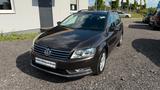 Volkswagen Passat Variant 2-Hand Scheckheft Navi AHK PDC - Volkswagen Passat aus 2013
