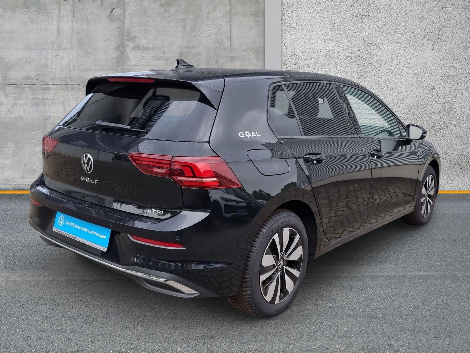 Volkswagen Golf VIII 1.5 eTSI DSG Goal AHK PANOD. HARMAN KA foto 3