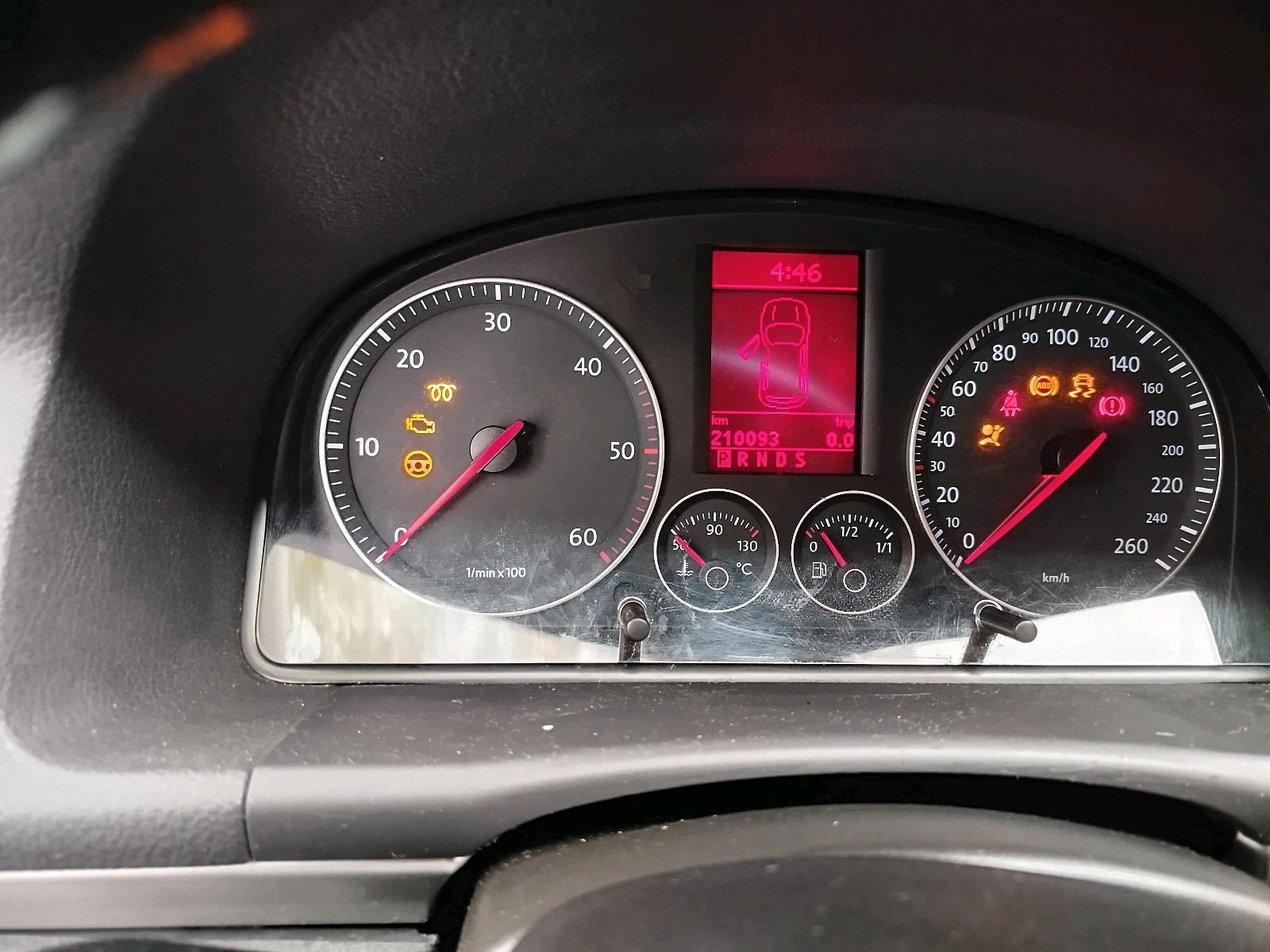 Volkswagen  2005 — photo 12