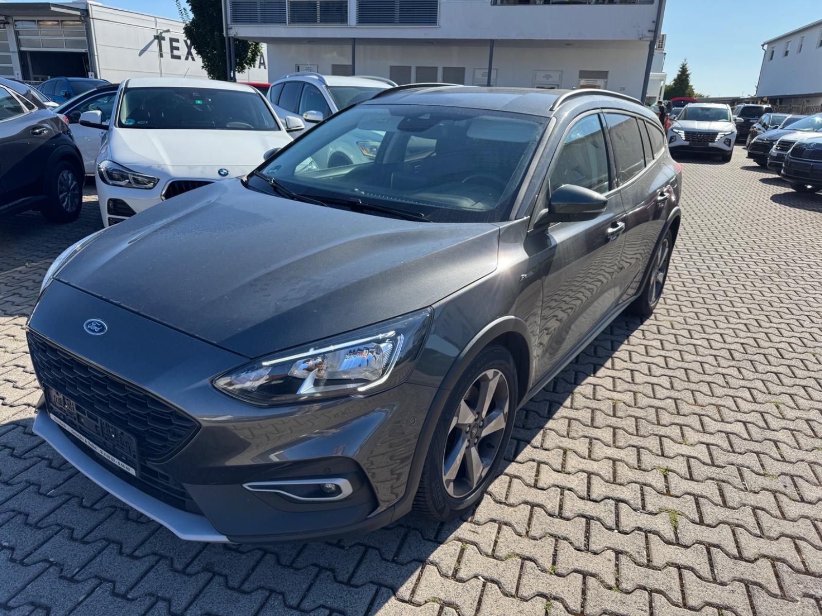 Ford Focus Turnier Active Automatik-Navi