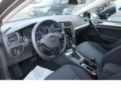 Fahrzeugabbildung Volkswagen Golf 1hd Navi Tempo SHZ Scheckheftgepflegt