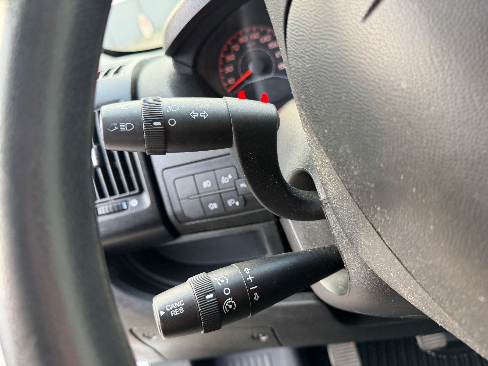 Fahrzeugabbildung Fiat Ducato Pritsche/7-SITZ Doppelk. 35 140 L4 Pritsc