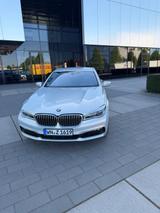 BMW 750i xDrive - - BMW 7er Reihe Gebrauchtwagen in Stuttgart