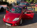 Citroën C3 1.4 16V Confort mit Schiebedachfenster