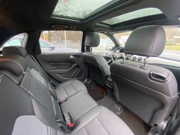 Fahrzeugabbildung Mercedes-Benz B 220d Urban*Panorama*LED*Kamera*Totwinkel*