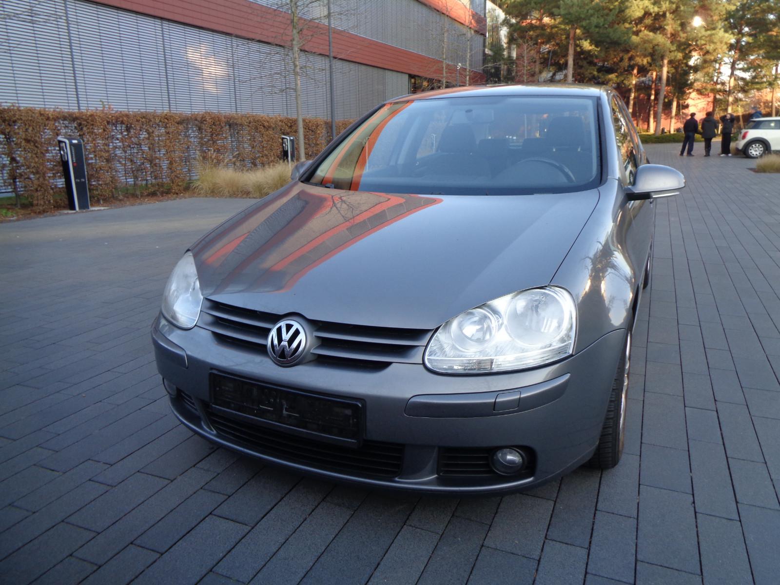 Volkswagen Golf V Lim. Tour- Tempomat - Sitzheizung