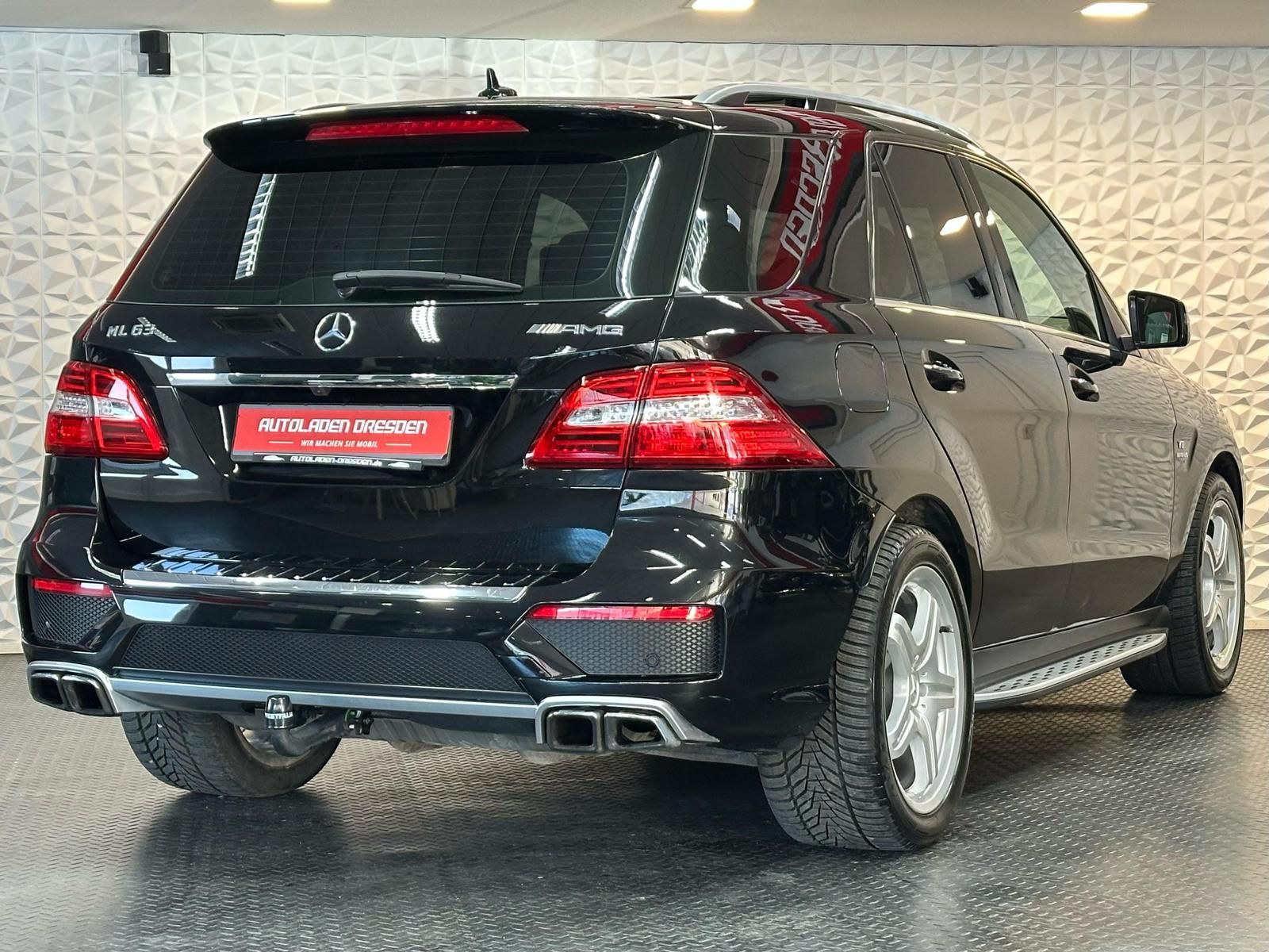 MERCEDES-BENZ ML 63 AMG 4M LED#AHK#SHZ#PANO#LUFT#CAM#TEMPO#NAV - Image 8