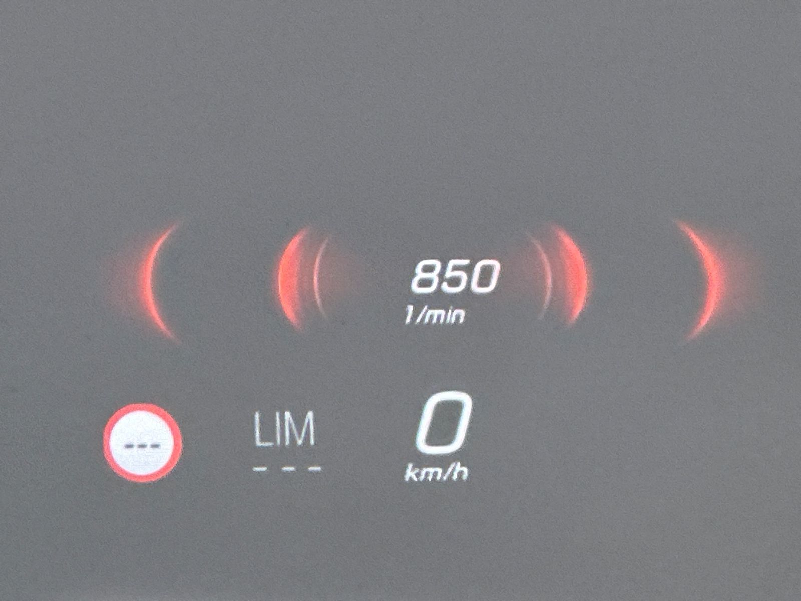 Fahrzeugabbildung Mercedes-Benz C 220d d T 4Matic T AMG-Line NAV+LED+DISTRONIC