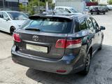 Toyota Avensis 1.8 Kombi Edition*Navi*Kamera* - Toyota Avensis mit Benzin-Antrieb