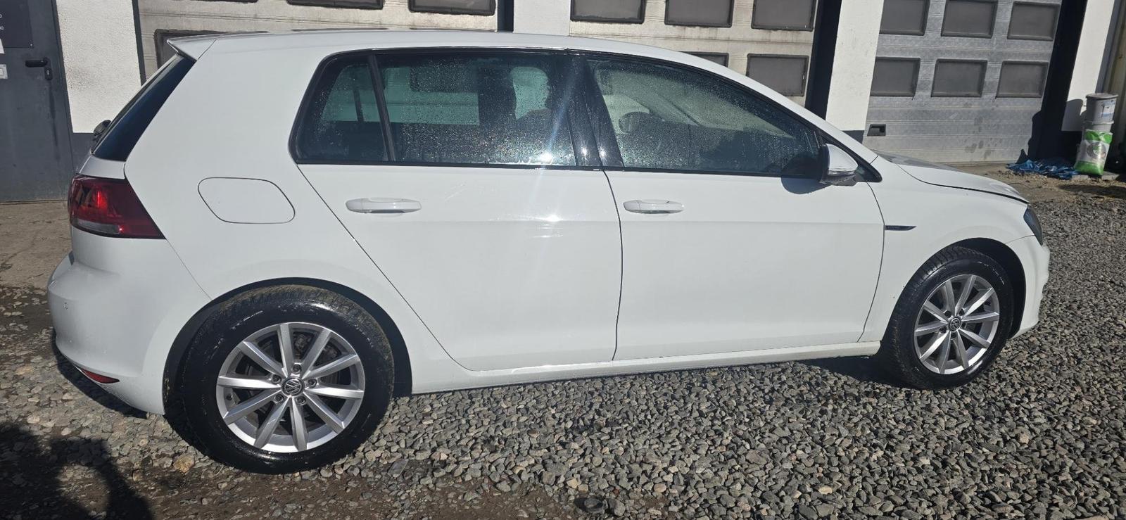 Volkswagen Golf VII Lim. Lounge (Club & Lounge) 1,2 TSI