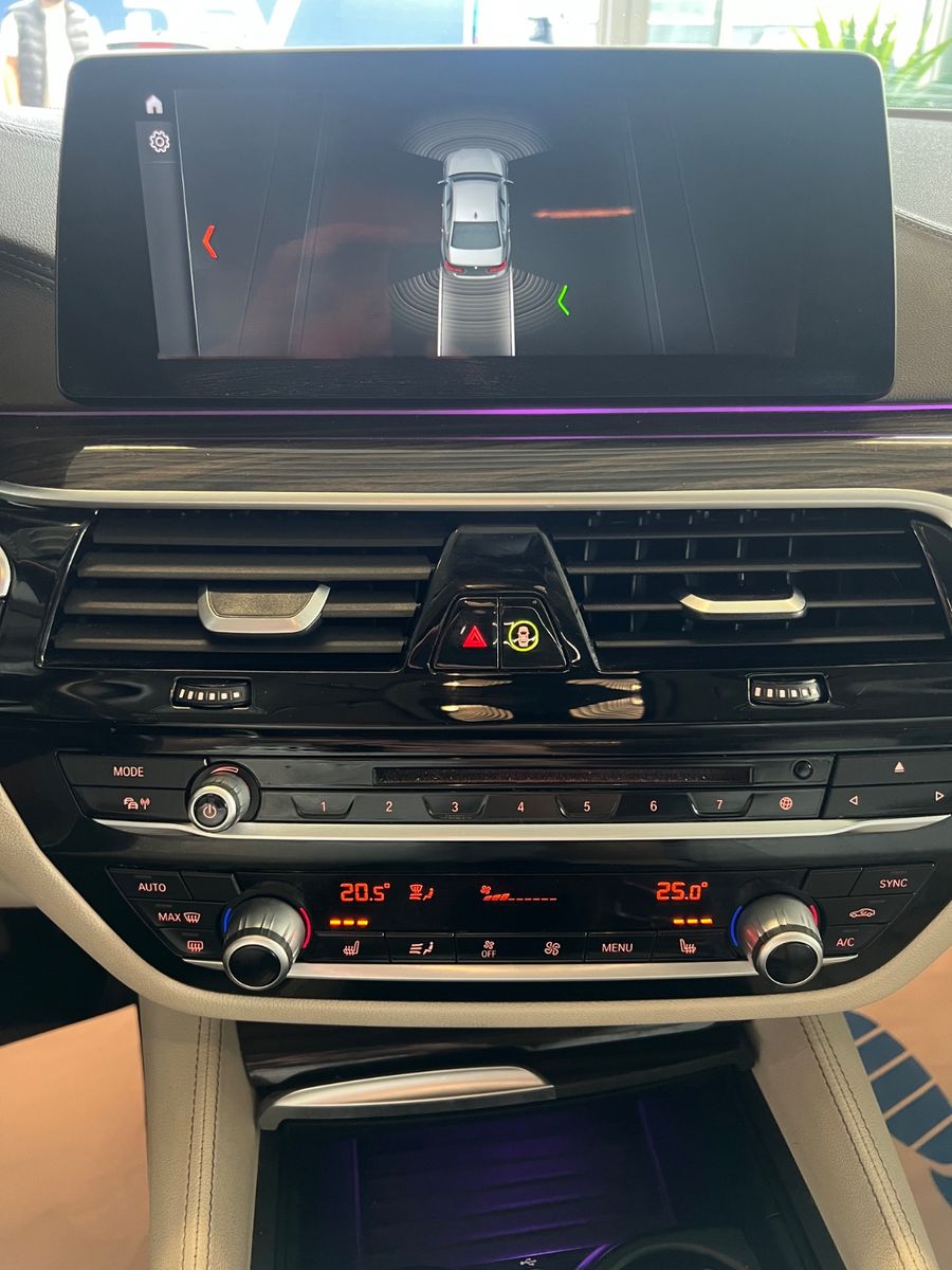 Fahrzeugabbildung BMW 525 d Lim. Luxury Line * SCHIEBEDACH *AMBIENTE*