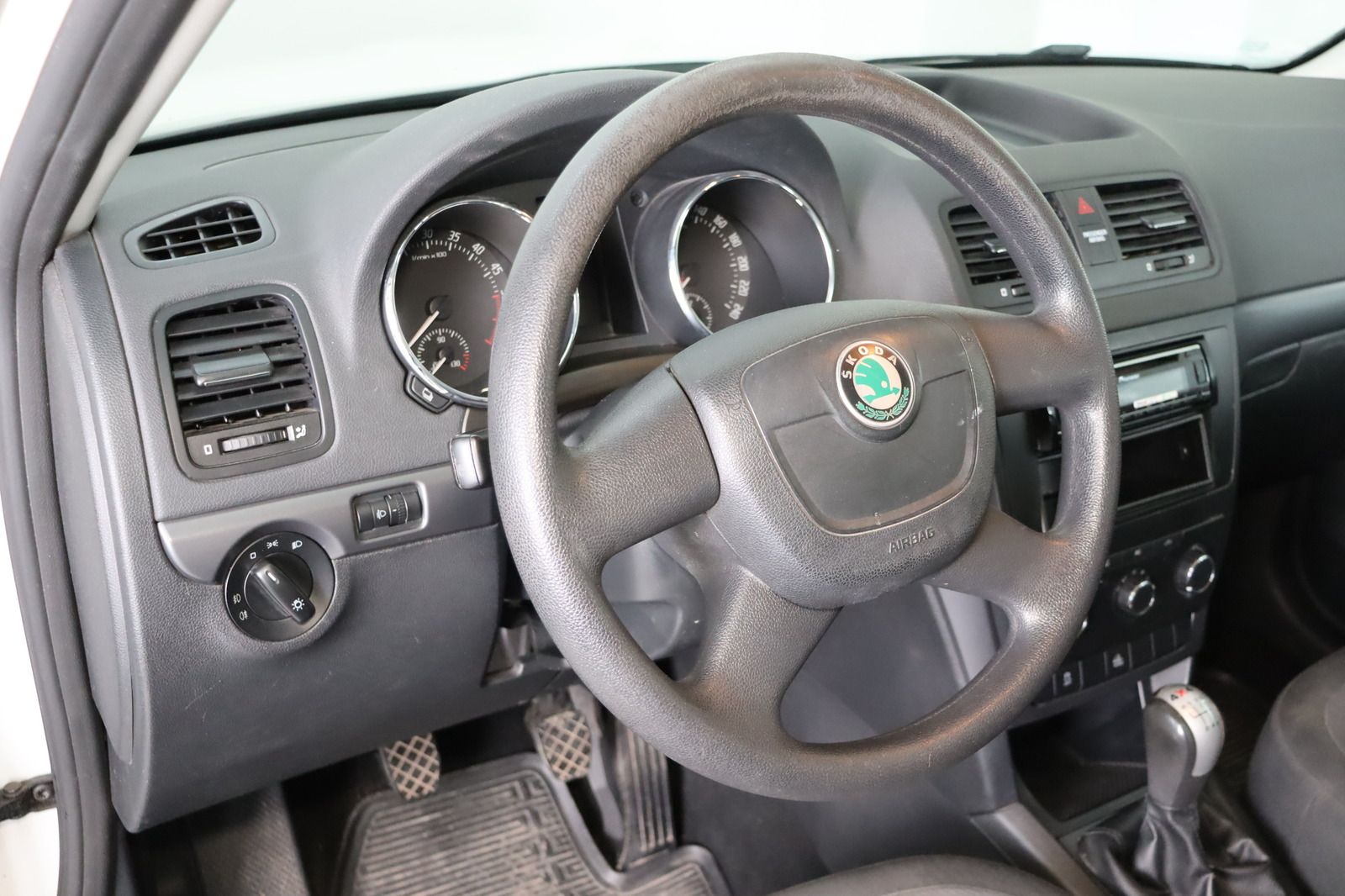 Fahrzeugabbildung SKODA Yeti 2.0 TDI 4x4 * Klima * Anhängerk.