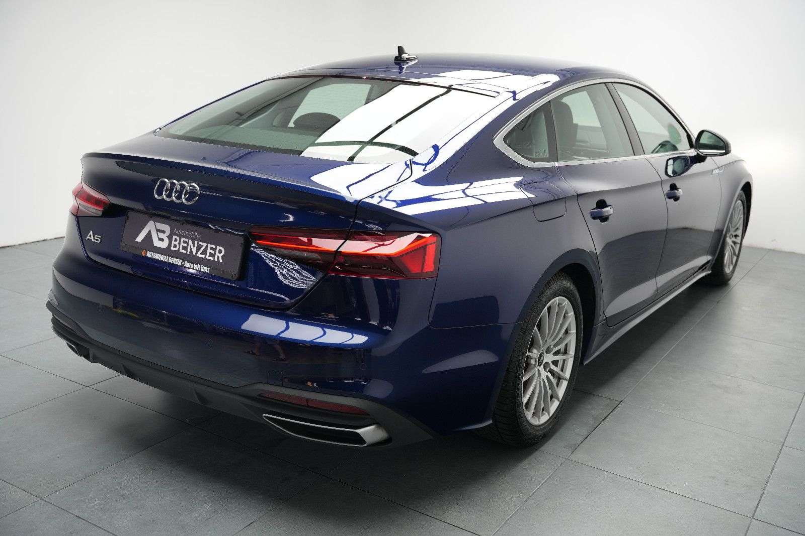 Fahrzeugabbildung Audi A5 Sportback 35 TDI/virtual cockpit/NAVI/LED/CAM