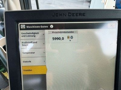 Fahrzeugabbildung John Deere 6215 Schlepper