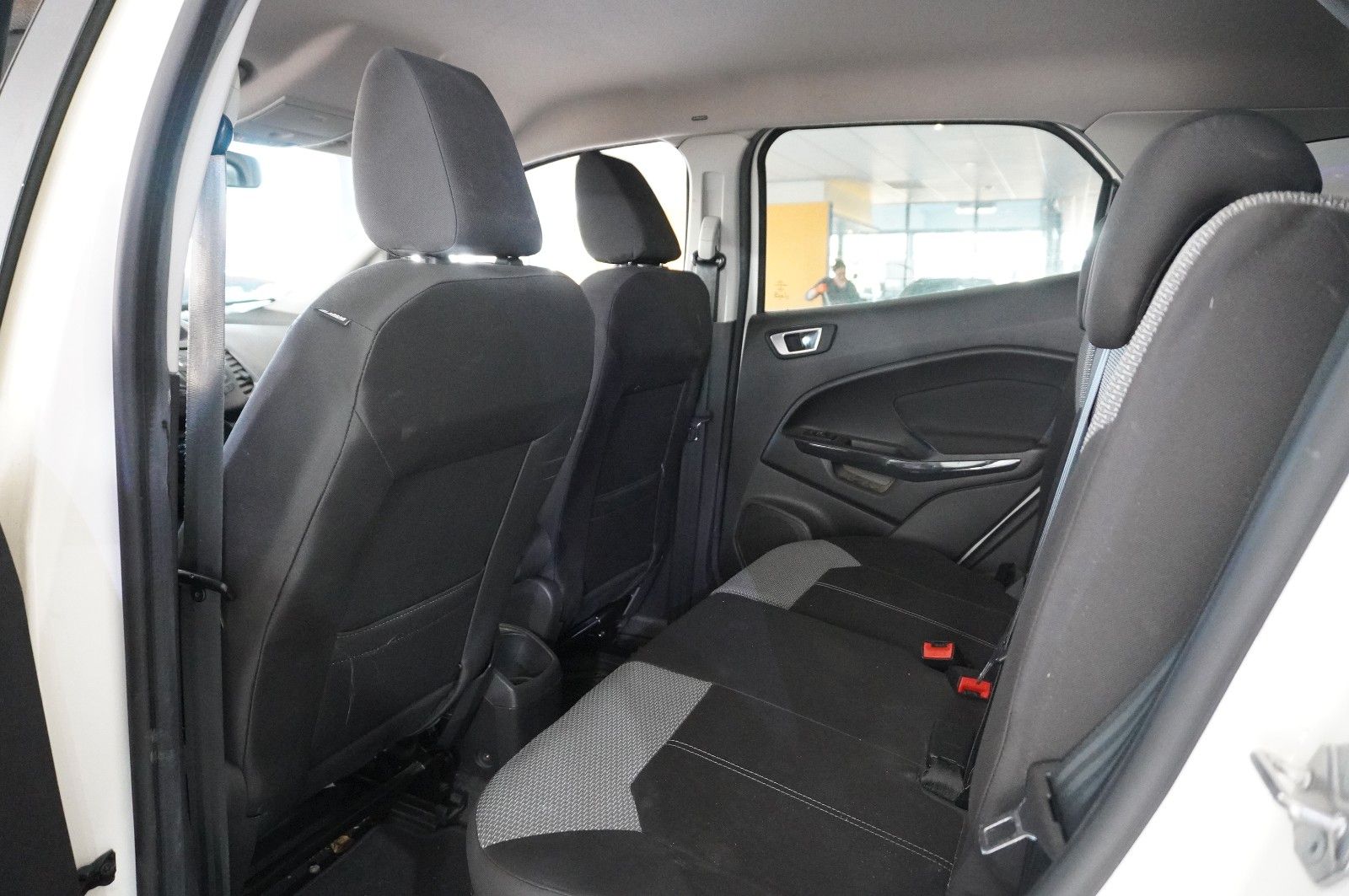 Fahrzeugabbildung Ford EcoSport 1.5 TDCI TREND LED/KLIMA/SH/PDC/BI-COLO