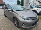 Toyota Auris Touring Sports Hybrid Edition - Toyota Auris mit Hybrid-Antrieb: Kombi