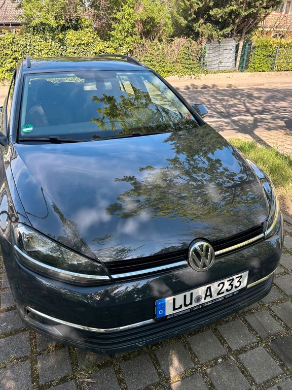 Image of Volkswagen Golf