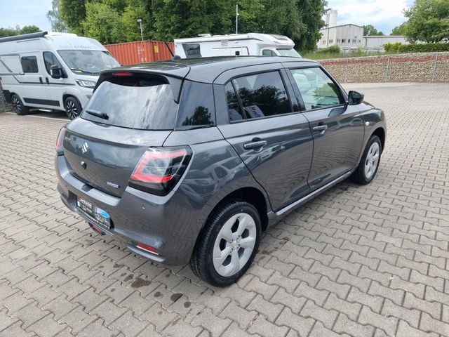 Suzuki SWIFT 1.2 Dualjet Comfort Allgrip Hybrid 4x4